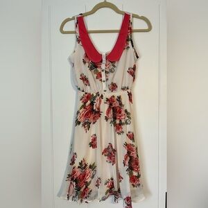 Xhiliration Floral Vintage-look dress